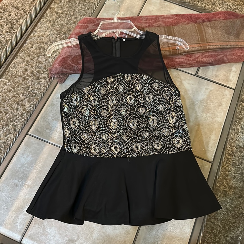 Womens top!